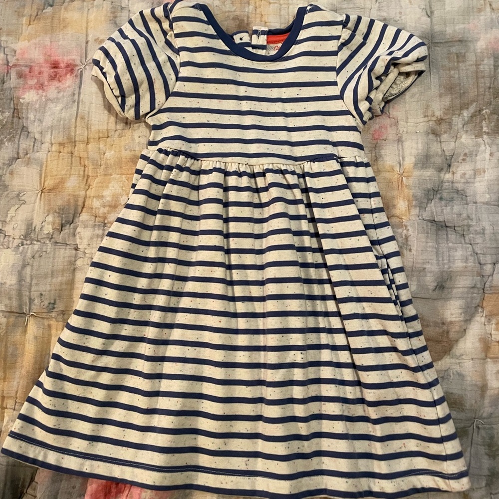 Cat & Jack dress size 5T